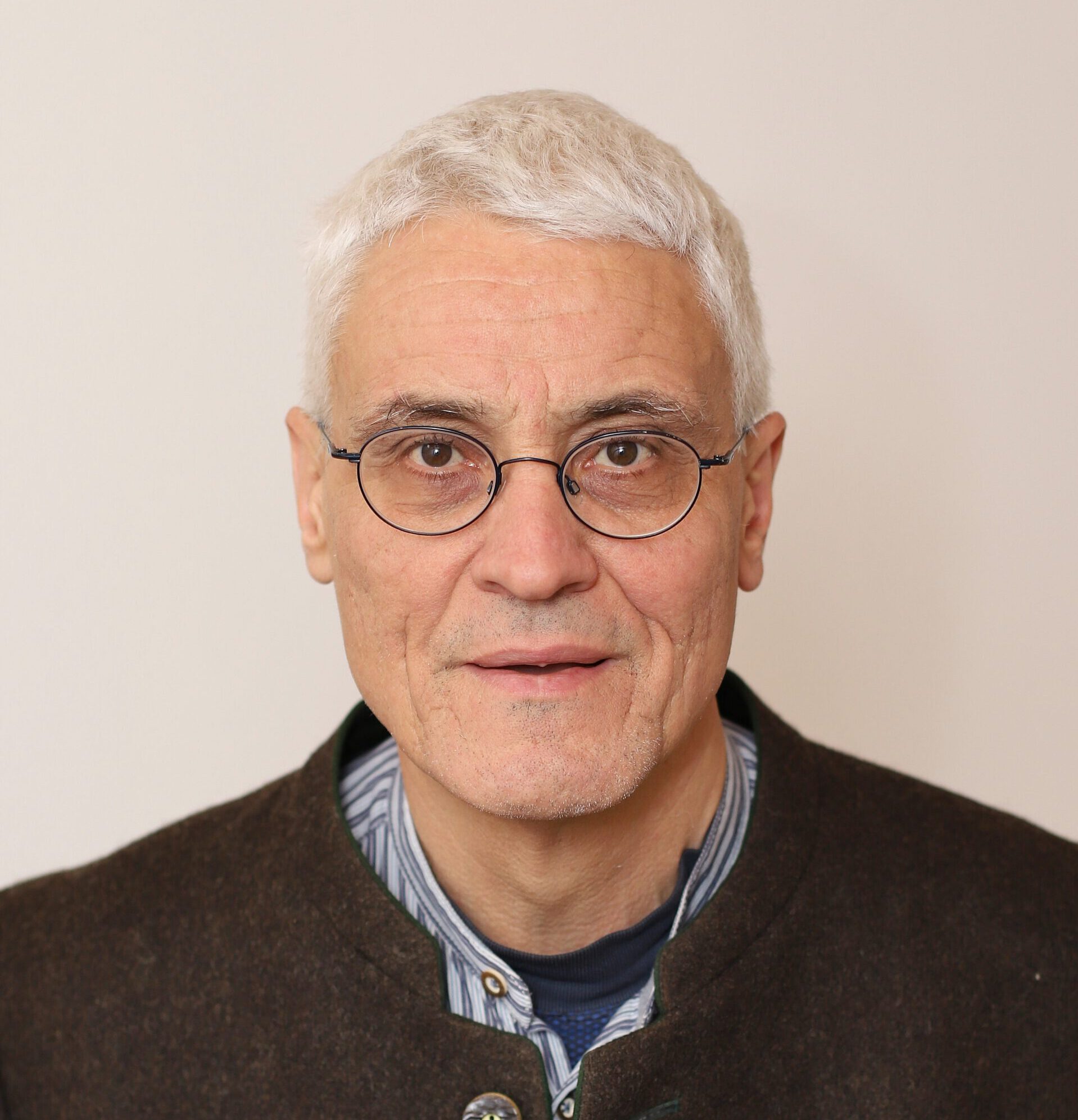 15 Georg Ametsbichler